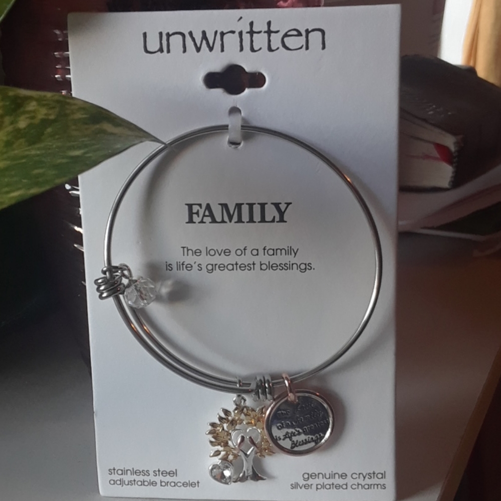 Bracelet
